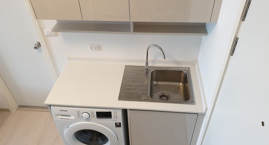 For rent studio condo in Huai Khwang, Bangkok