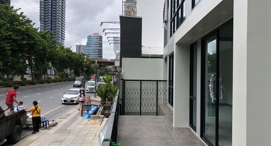 For rent office in Bang Rak, Bangkok