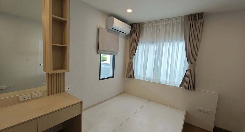For rent 4 bedrooms house in Don Mueang, Bangkok