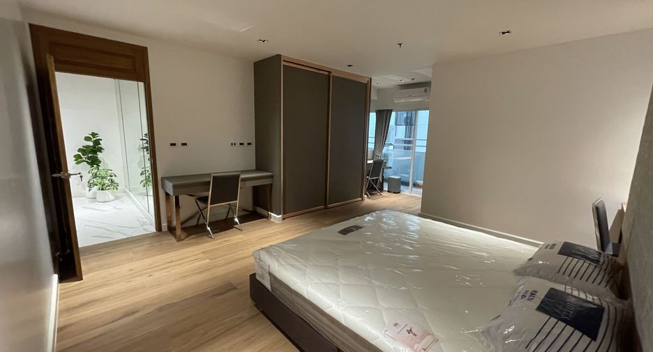 ให้เช่า 3 ห้องนอน คอนโด ใน วัฒนา, กรุงเทพฯ