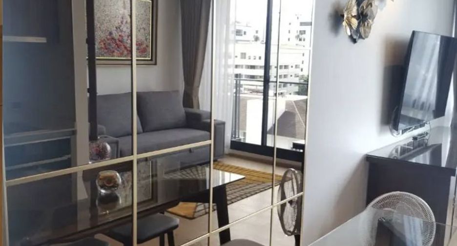 Condo en alquiler de 1 habitaciones en Watthana, Bangkok