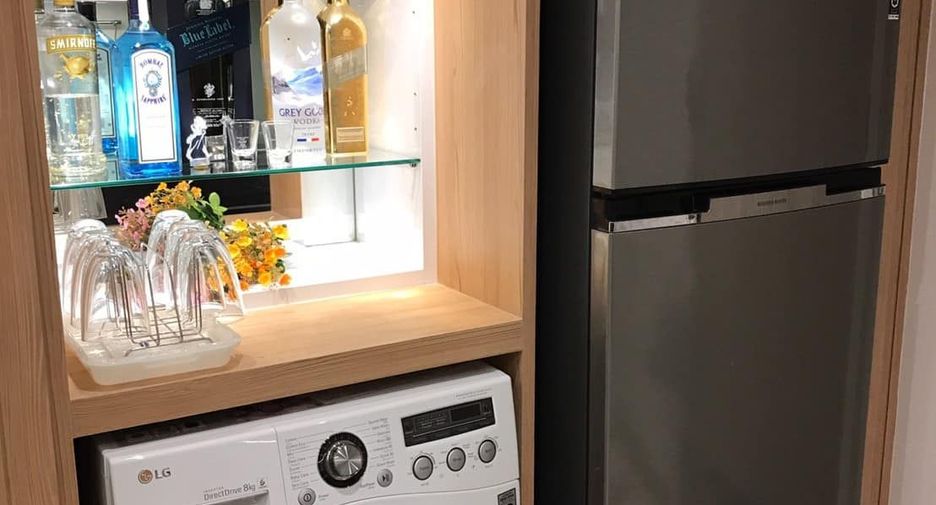 For rent 1 bed condo in Watthana, Bangkok