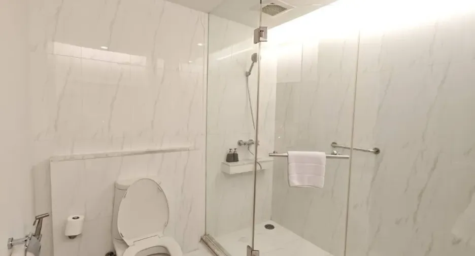 For rent 2 bedrooms condo in Sathon, Bangkok