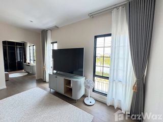 For rent 5 bedrooms house in Khlong Sam Wa, Bangkok