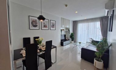 Condo en alquiler de 3 habitaciones en Khlong Toei, Bangkok