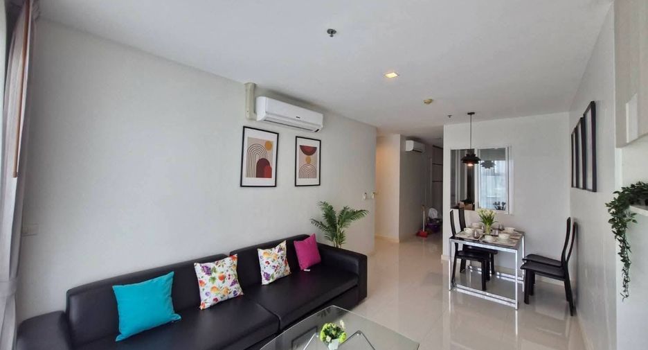 For rent 3 bedrooms condo in Khlong Toei, Bangkok