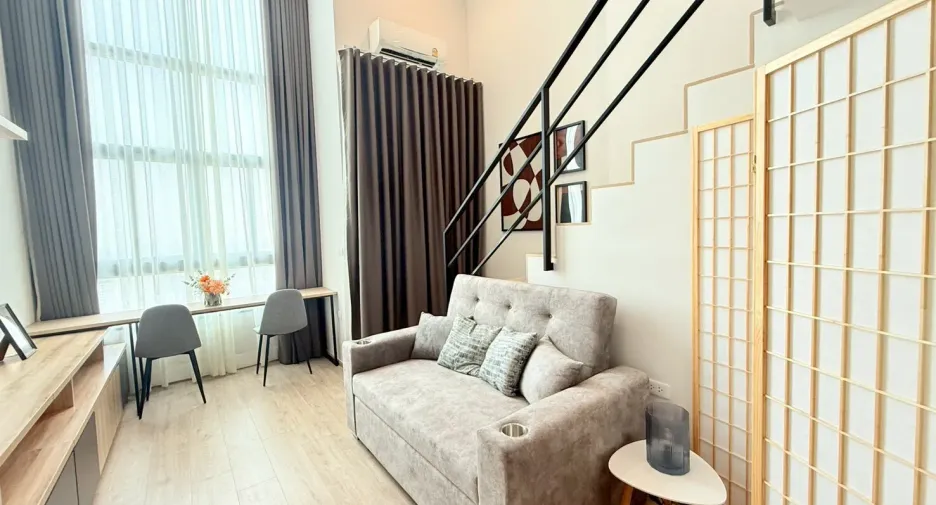 Wohnung zur Miete mit 1 Zimmer in Huai Khwang, Bangkok