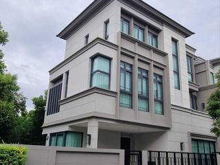 À louer 4 chambres maison à Prawet, Bangkok