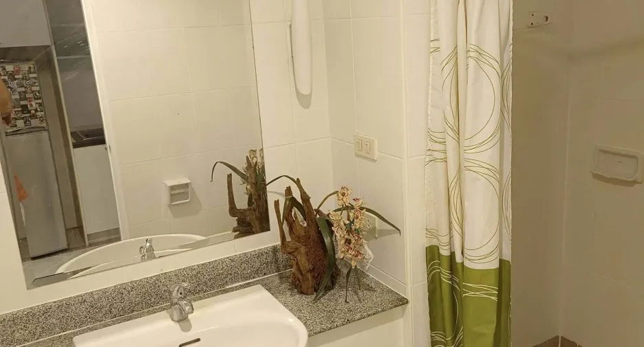 For rent studio condo in Yan Nawa, Bangkok