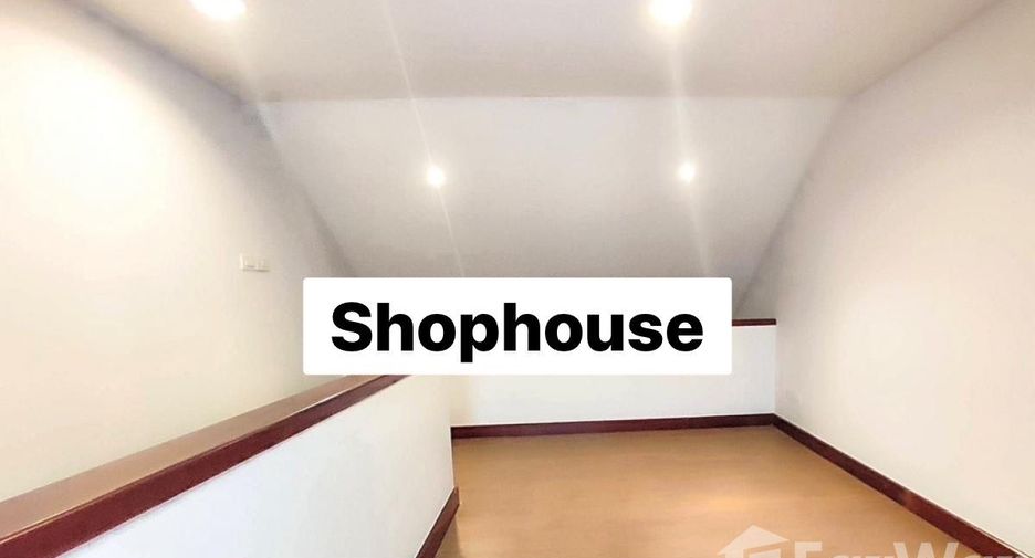 For rent 3 bedrooms retail Space in Phra Nakhon, Bangkok