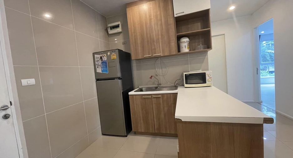 Condo en alquiler de 2 habitaciones en Wang Thonglang, Bangkok