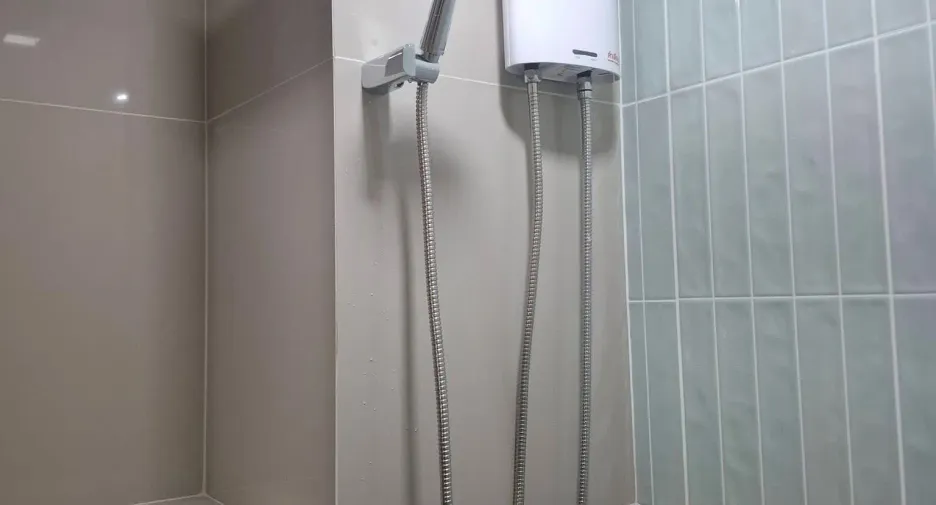 For rent 1 bed condo in Phaya Thai, Bangkok