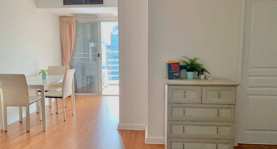 Condo en alquiler de 2 habitaciones en Khlong Toei, Bangkok