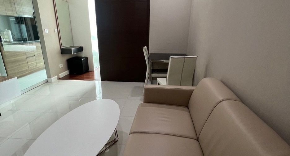 For rent 1 bed condo in Mueang Samut Prakan, Samut Prakan