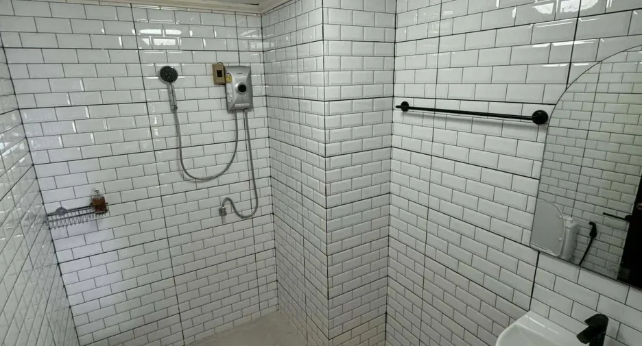 For rent 6 bedrooms condo in Suan Luang, Bangkok