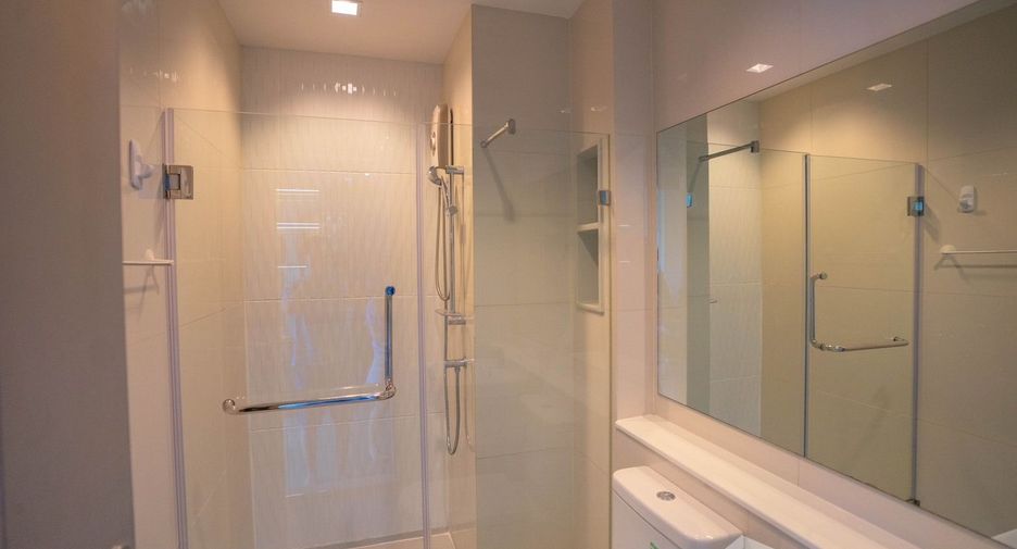 Condo en alquiler de 1 habitaciones en Huai Khwang, Bangkok