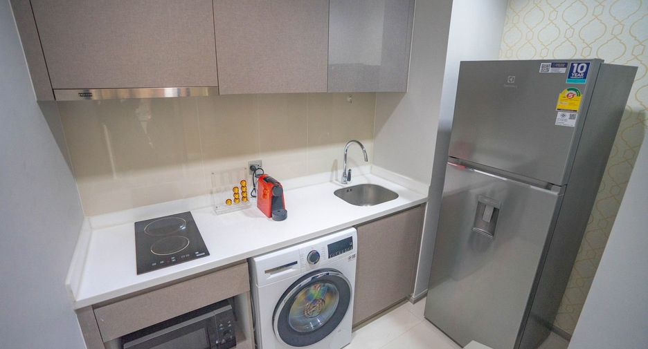 Condo en alquiler de 1 habitaciones en Huai Khwang, Bangkok