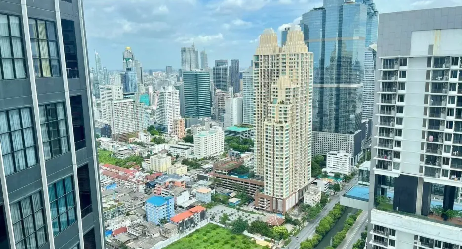For rent 1 bed condo in Sathon, Bangkok