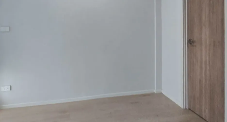 For rent 4 bedrooms townhouse in Don Mueang, Bangkok