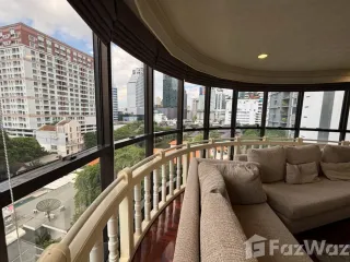 For rent 3 ベッドルーム condo in Khlong Toei, Bangkok
