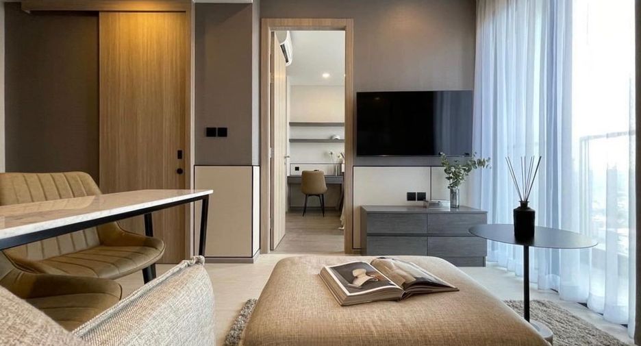 For rent 1 bed condo in Pathum Wan, Bangkok