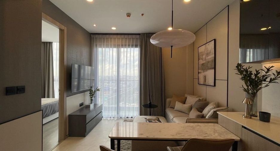 For rent 1 bed condo in Pathum Wan, Bangkok