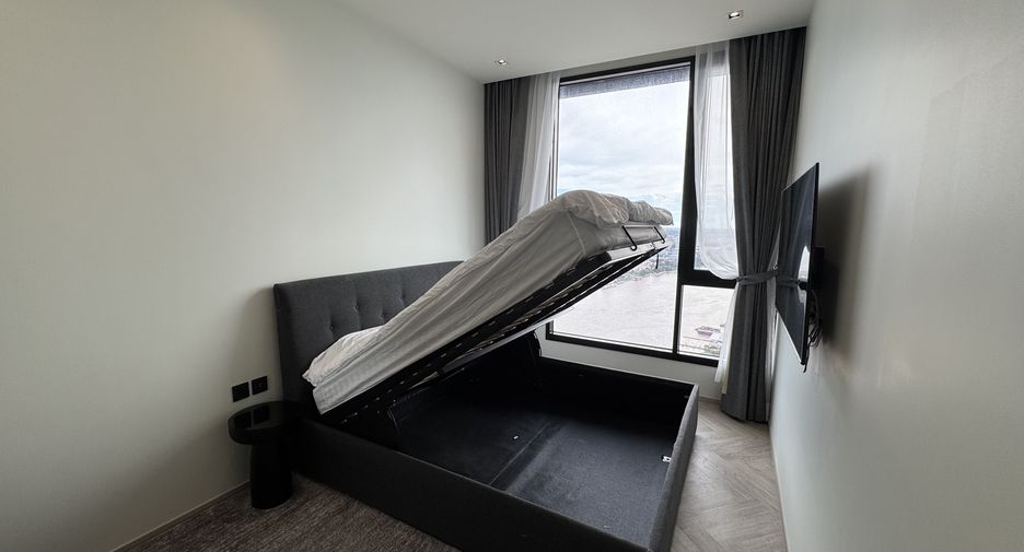 Wohnung zur Miete mit 2 Zimmer in Khlong San, Bangkok