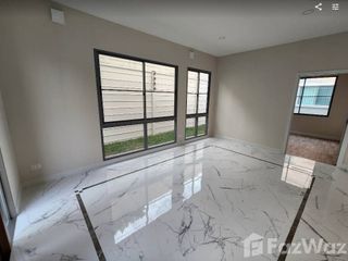 Haus zur Miete mit 4 Zimmer in Lat Krabang, Bangkok