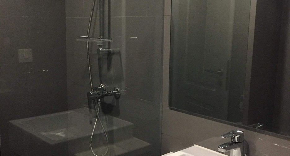 For rent 1 bed condo in Sathon, Bangkok