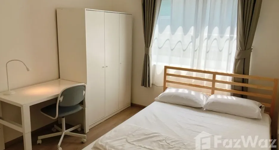 For rent 3 bedrooms townhouse in Prawet, Bangkok