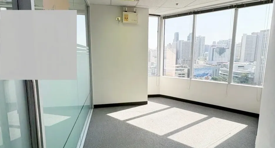 Oficina en alquiler en Pathum Wan, Bangkok