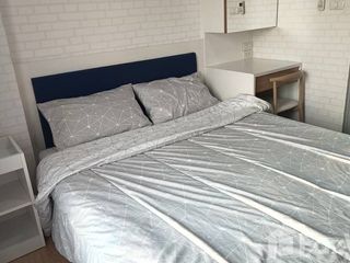 Wohnung zur Miete mit Studio in Khlong Toei, Bangkok