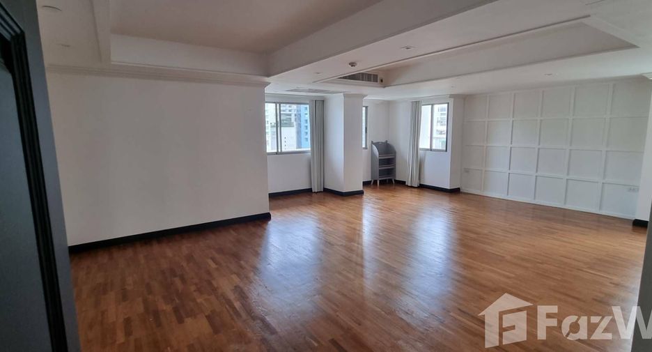 Condo en alquiler de 4 habitaciones en Watthana, Bangkok