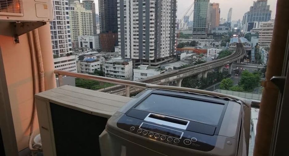 For rent 2 bedrooms condo in Ratchathewi, Bangkok