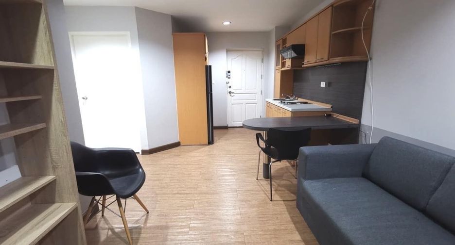 For rent 2 bedrooms condo in Ratchathewi, Bangkok