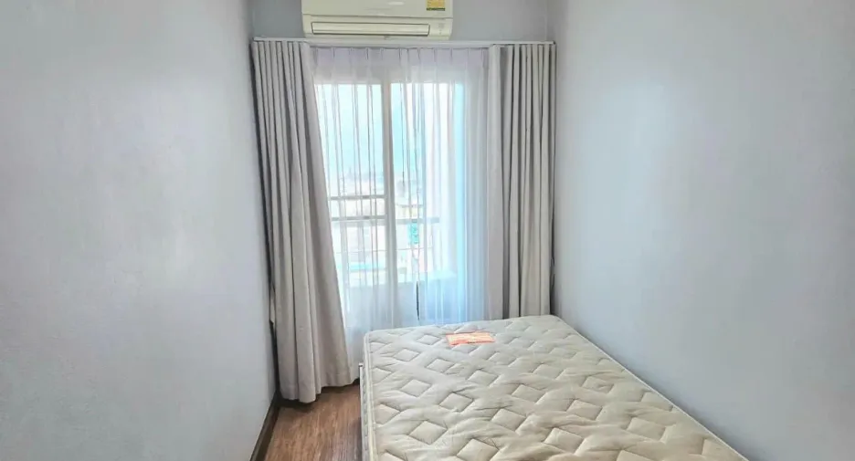 For rent 2 bedrooms condo in Ratchathewi, Bangkok