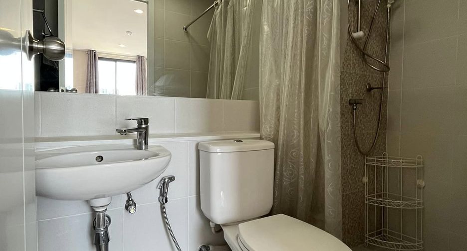 For rent 1 bed condo in Phra Khanong, Bangkok