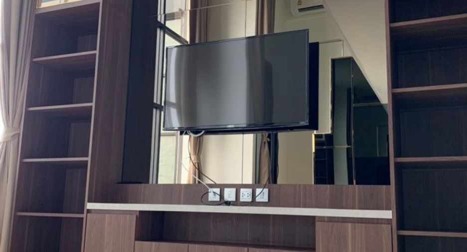 For rent 1 bed condo in Sathon, Bangkok
