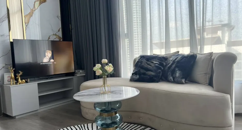 Condo en alquiler de 2 habitaciones en Khlong Toei, Bangkok