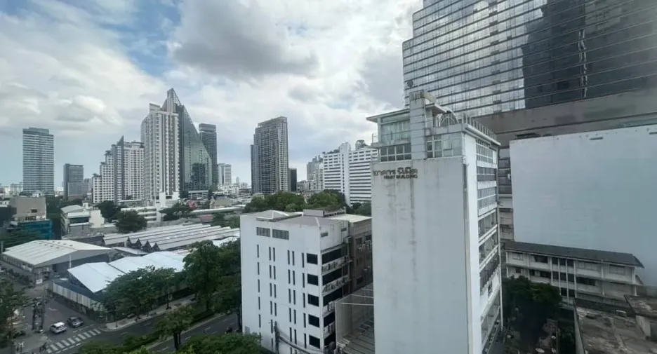 For rent 1 bed condo in Bang Rak, Bangkok