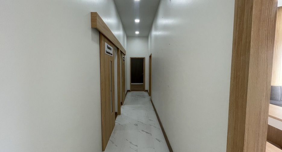 For rent retail Space in Bang Na, Bangkok