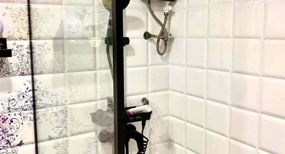 For rent studio condo in Pathum Wan, Bangkok