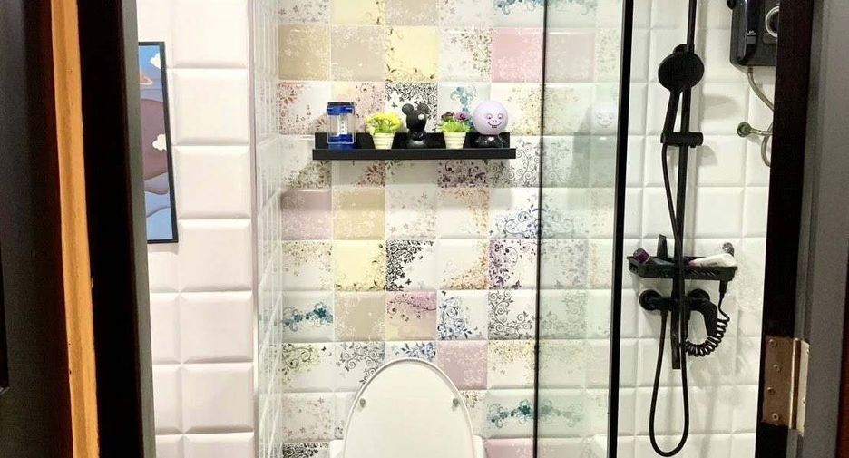 For rent studio condo in Pathum Wan, Bangkok