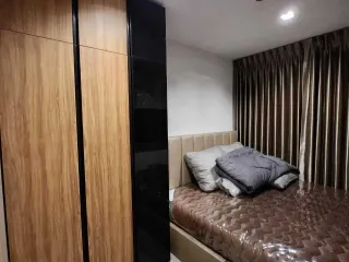 For rent 2 bedrooms condo in Thon Buri, Bangkok
