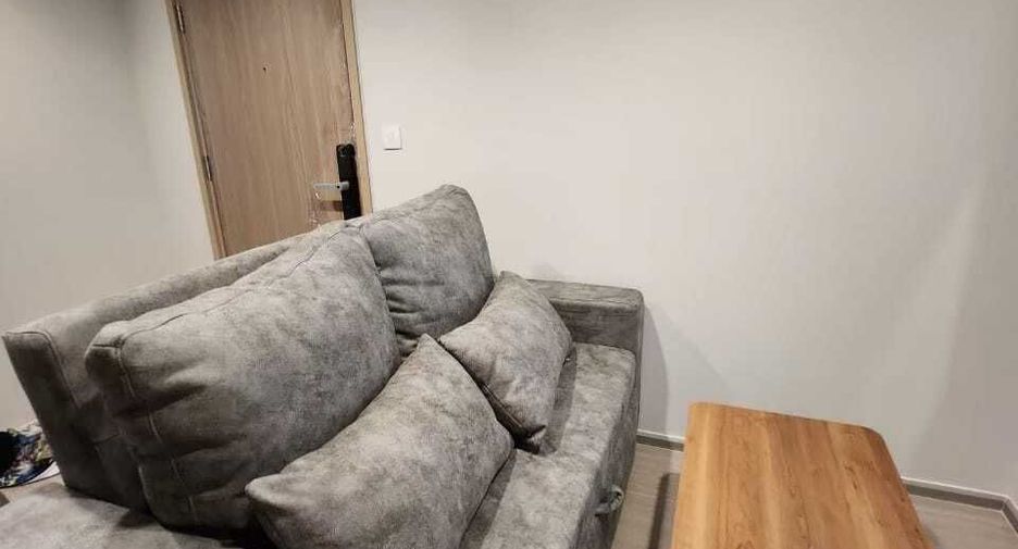 For rent 2 bedrooms condo in Thon Buri, Bangkok