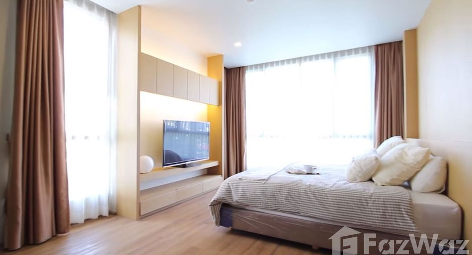 For rent 3 bedrooms apartment in Khlong Toei, Bangkok