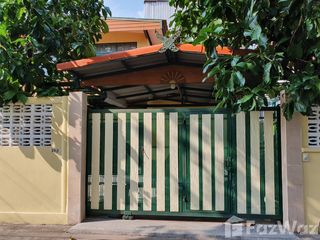 For rent 3 bedrooms house in Din Daeng, Bangkok