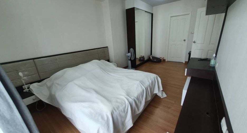 For rent 2 bedrooms condo in Chatuchak, Bangkok
