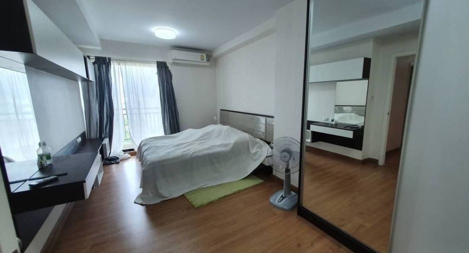 For rent 2 bedrooms condo in Chatuchak, Bangkok