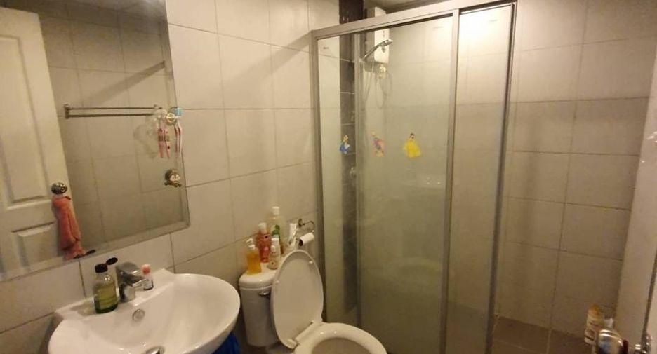 For rent 2 bedrooms condo in Chatuchak, Bangkok